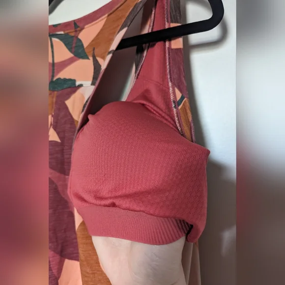 Title Nine Danver Midi Dress in Canyon Red Print Built In Bra sz L NWOT - Picture 8 of 12